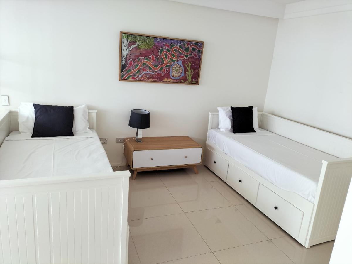 Aparthotel Marriner Views Gold Coast Esterno foto